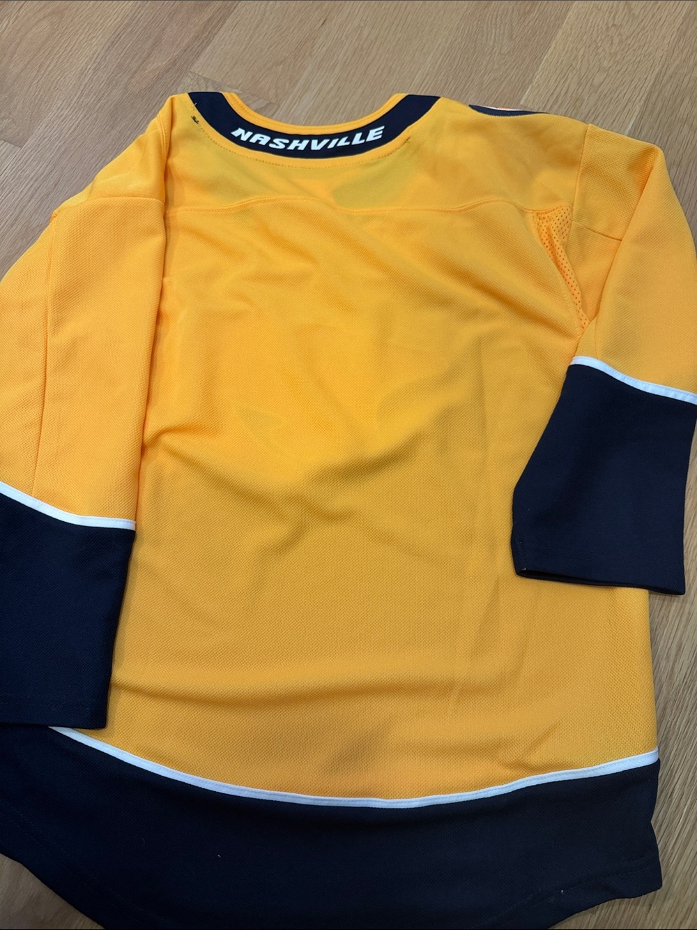 Predators jersey - Picture 4 of 5